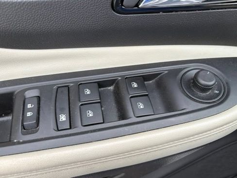 Used 2019 Buick Encore Essence AWD/4WD image 12