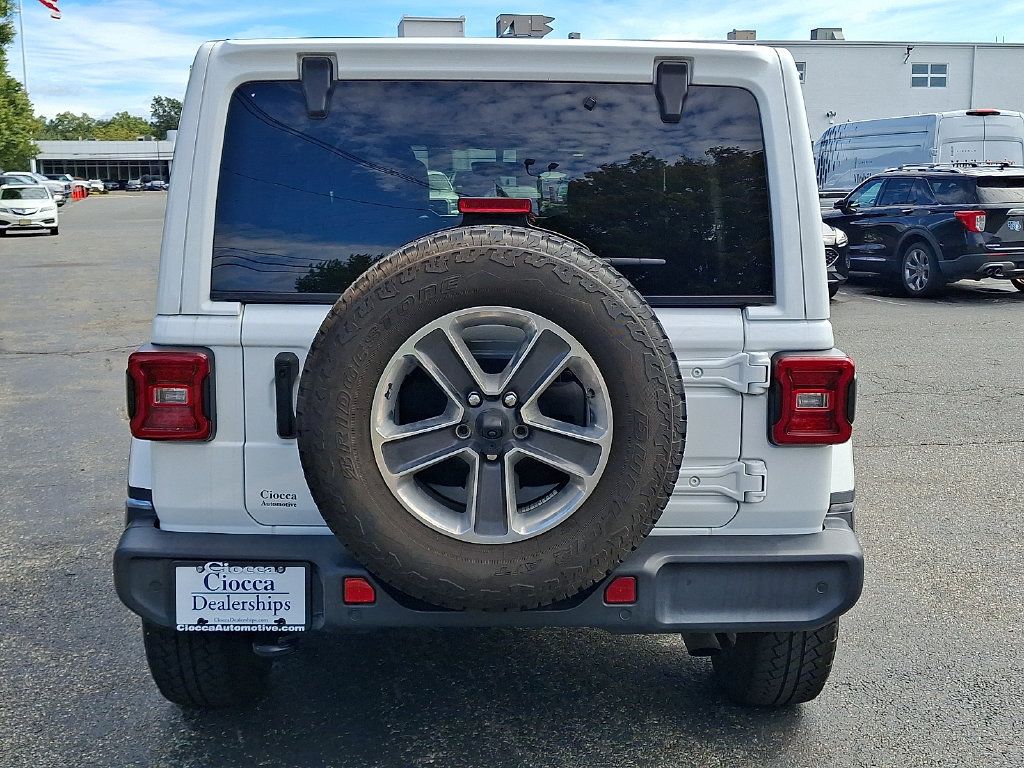 Used 2020 Jeep Wrangler Unlimited Sahara AWD/4WD image 8