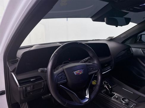 Used 2025 Cadillac CT5 Sport image 6