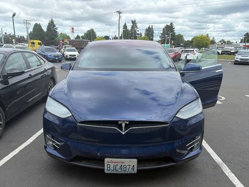 Used 2018 Tesla Model X 75D AWD/4WD image 1