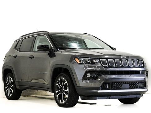 Used 2022 Jeep Compass Limited w/ Sun and Sound Group AWD/4WD image 1