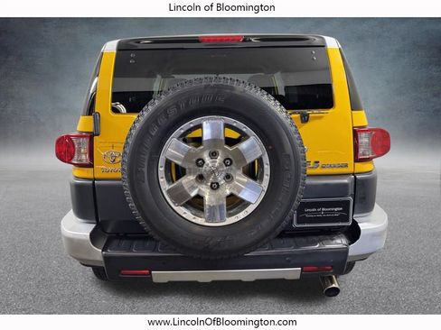 Used 2007 Toyota FJ Cruiser 4WD image 4
