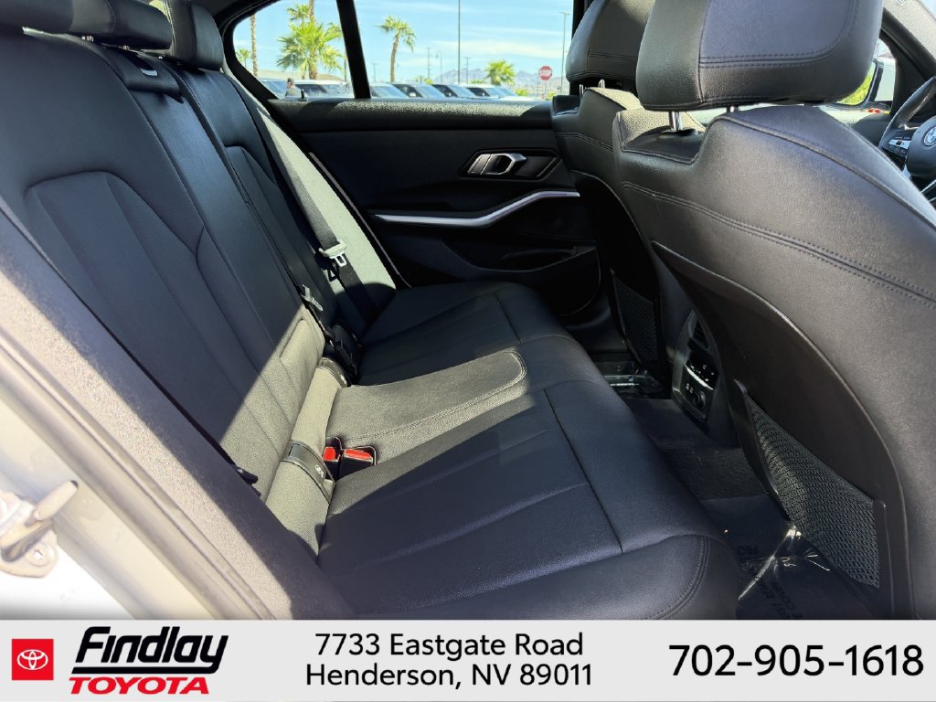 Used 2020 BMW 330i Sedan w/ Driving Assistance Package RWD image 13