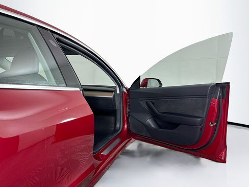 Used 2019 Tesla Model 3 Long Range image 30