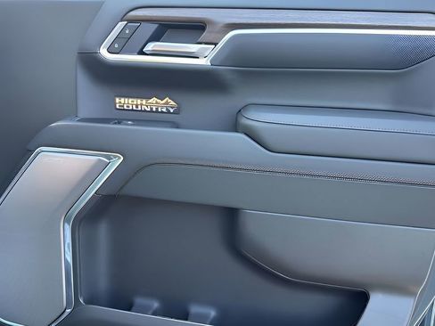 New 2026 Chevrolet Silverado 1500 High Country AWD/4WD image 26
