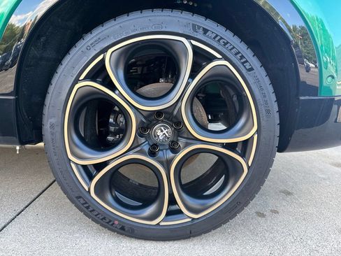 New 2025 Alfa Romeo Tonale AWD/4WD image 26