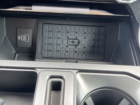 New 2026 Ford F150 Platinum AWD/4WD image 8