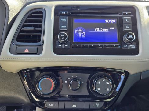 Used 2020 Honda HR-V LX image 18