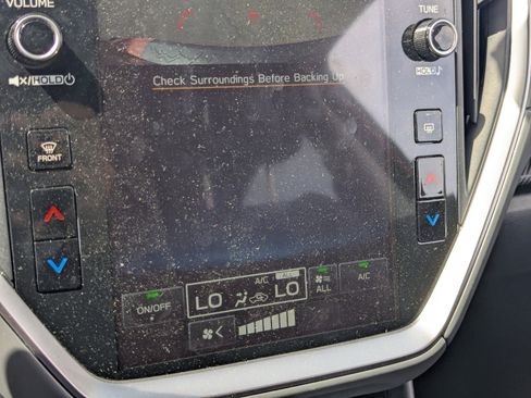 Used 2025 Subaru Crosstrek 2.0i Premium image 23