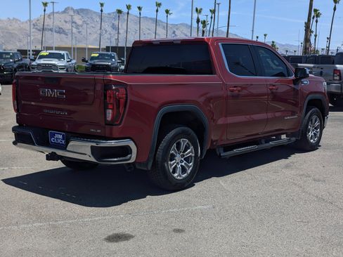 Used 2021 GMC Sierra 1500 SLE RWD image 2
