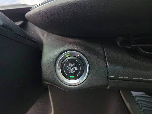 Used 2023 Buick Envision Preferred AWD/4WD image 35