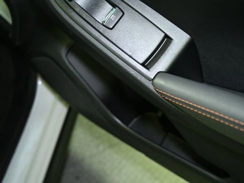 Used 2025 Subaru Crosstrek 2.5i Limited w/ Popular Package #3A image 54