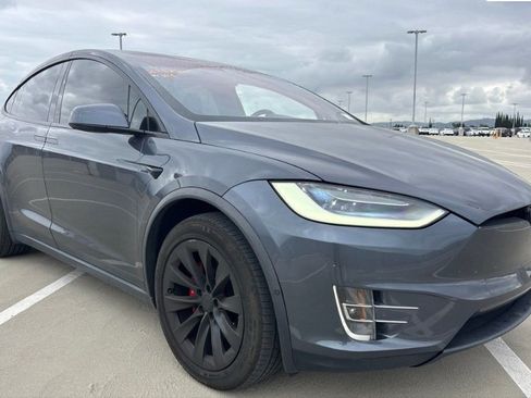 Used 2020 Tesla Model X Performance AWD/4WD image 3