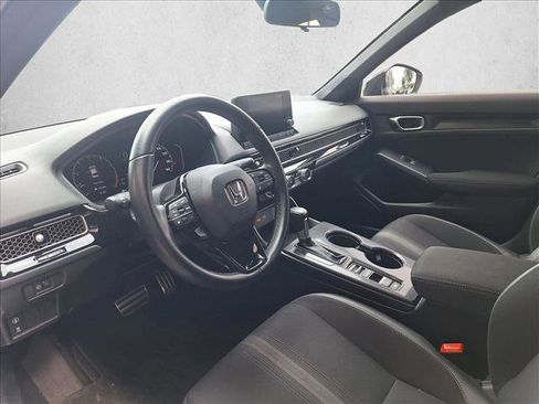 Used 2023 Honda Civic Sport image 9