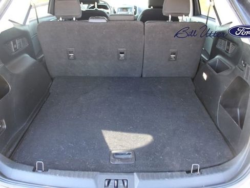 Used 2018 Ford Edge SEL image 10