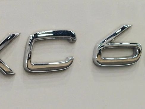 Used 2023 Volvo XC60 B5 Plus image 43