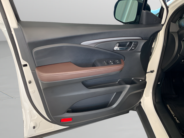 Certified 2025 Honda Ridgeline RTL image 10