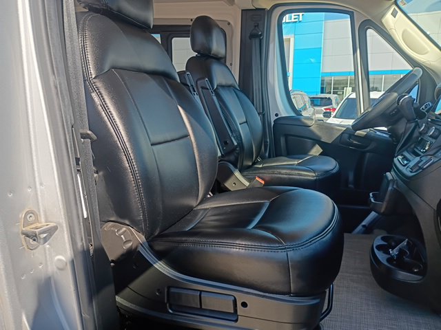 Used 2024 RAM ProMaster 3500 w/ Storage Group FWD image 26
