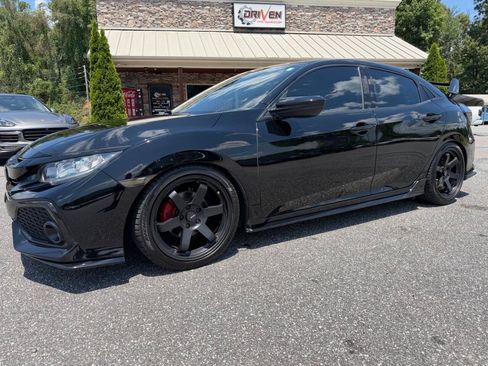 Used 2017 Honda Civic Sport image 1