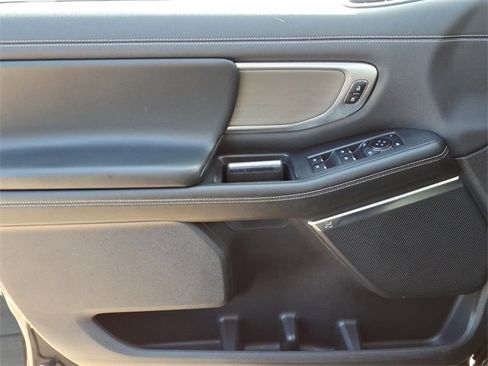 Used 2025 Ford Expedition Max Platinum image 19