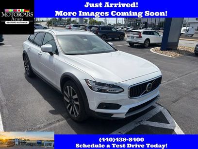 Used 2022 Volvo V90 B6 Cross Country w/ Advanced Package