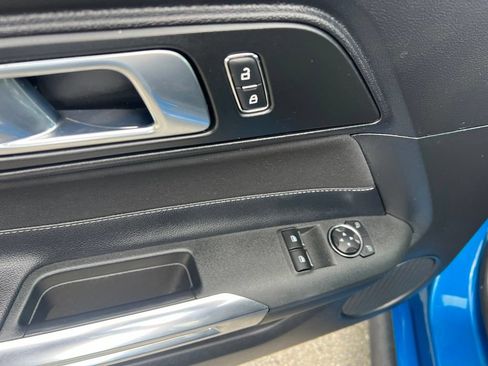 Used 2020 Ford Mustang GT RWD image 23