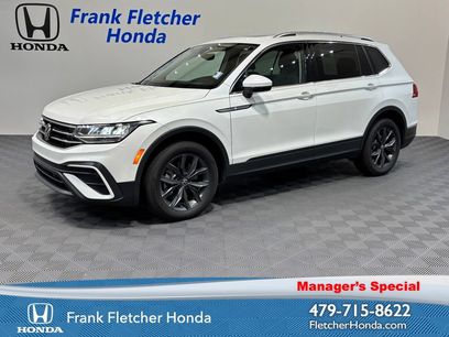 Used 2023 Volkswagen Tiguan SE w/ Panoramic Sunroof Package