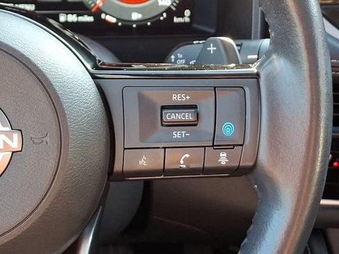 Used 2023 Nissan Rogue Platinum AWD/4WD image 24