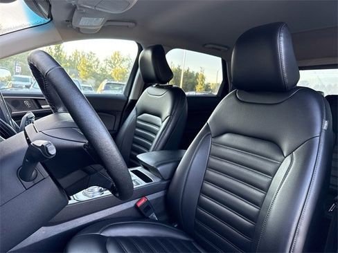 Used 2022 Ford Edge SEL image 12