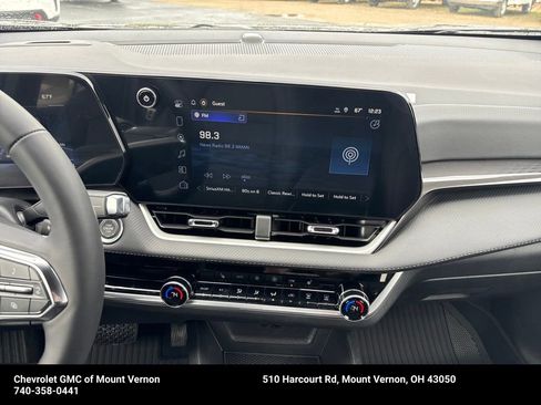 New 2026 Chevrolet Equinox LT w/ Convenience Package II image 17