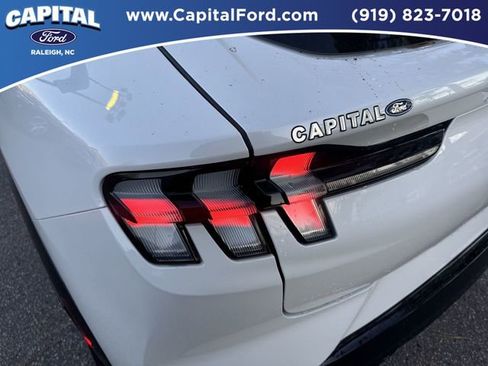 Certified 2024 Ford Mustang Mach-E Premium image 15
