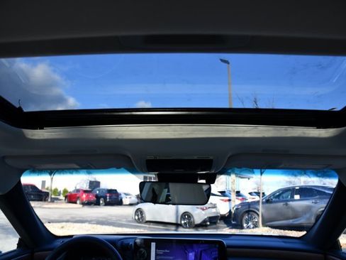 New 2025 Lexus ES 350 w/ Premium Package image 26