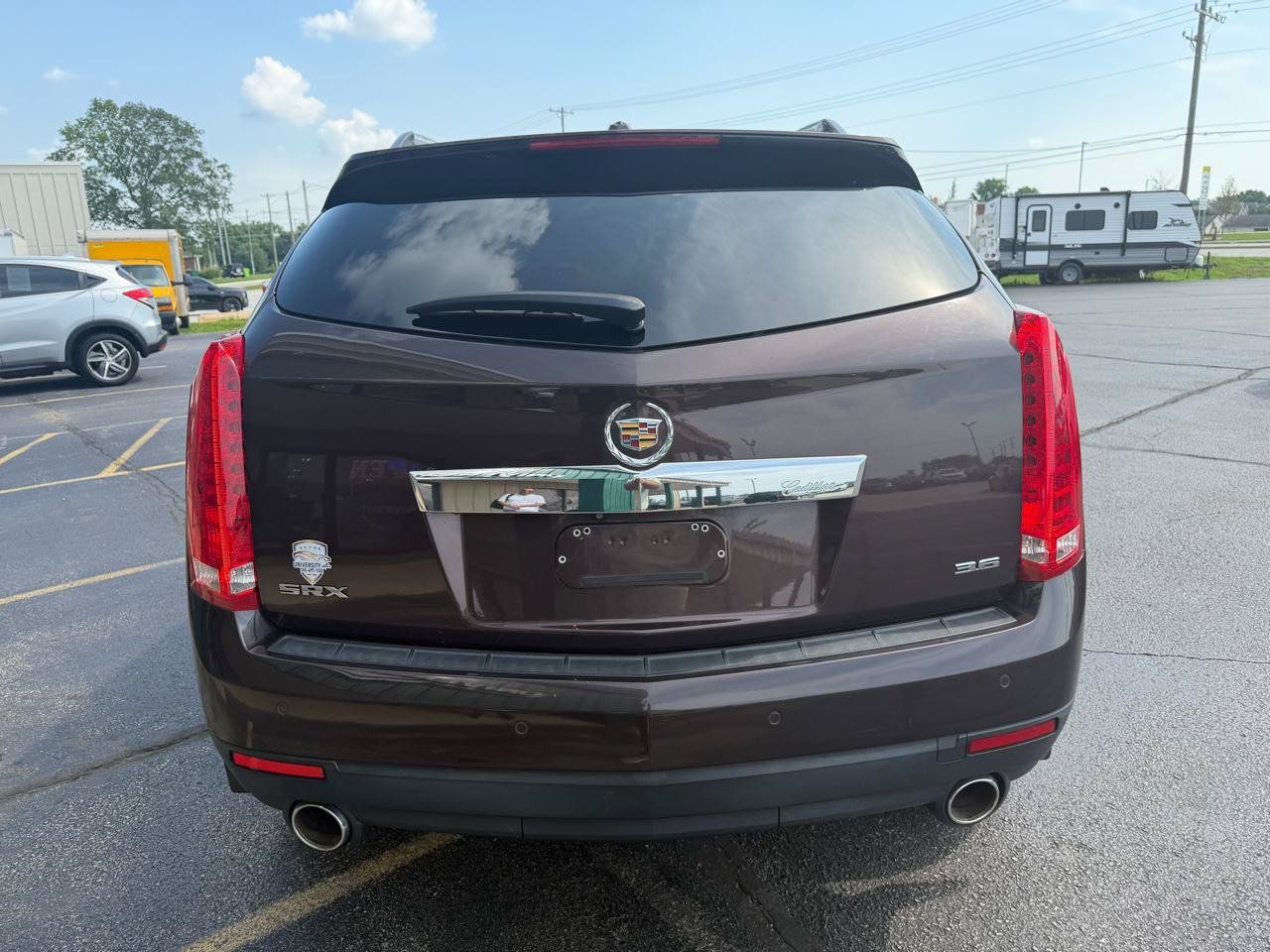 Used 2016 Cadillac SRX Luxury w/ Driver Awareness Package FWD image 4