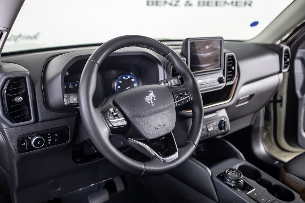 Used 2024 Ford Bronco Sport Outer Banks w/ Tech Package AWD/4WD image 21
