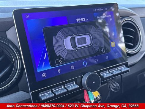 Used 2019 Toyota Tacoma TRD Sport w/ Technology Package RWD image 18