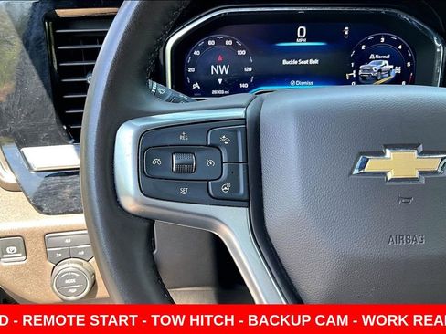 Used 2024 Chevrolet Silverado 2500 LT w/ Convenience Package AWD/4WD image 12
