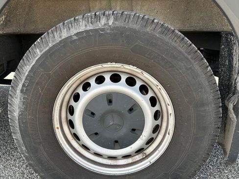 Used 2021 Mercedes-Benz Sprinter 2500 w/ Driver Convenience Package image 23