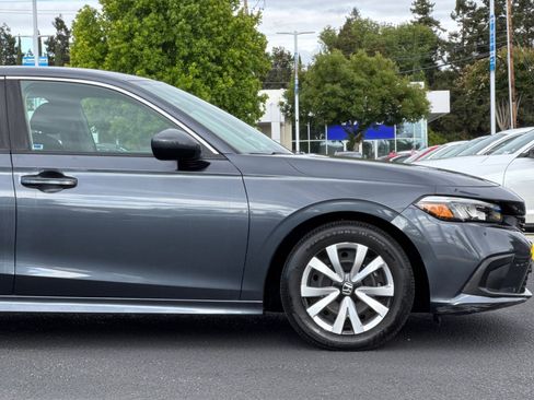 Used 2023 Honda Civic LX image 34