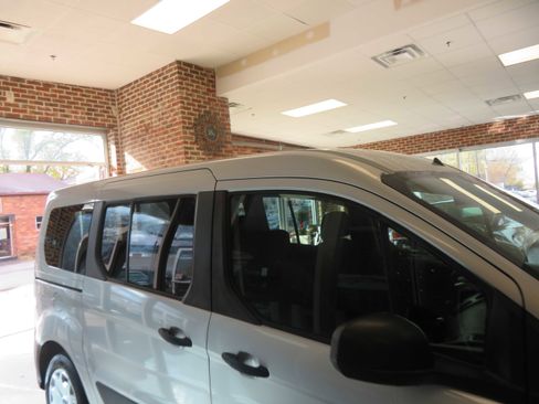 Used 2016 Ford Transit Connect XL image 55