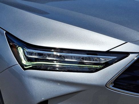 Certified 2026 Acura MDX FWD w/ Technology Package image 10