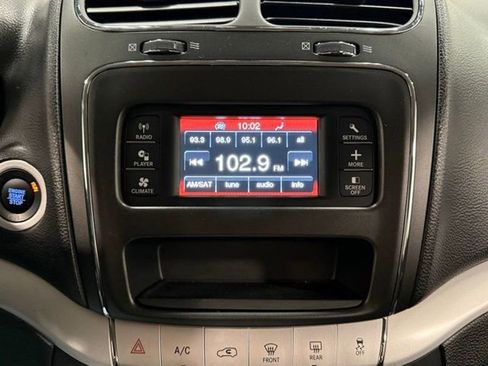 Used 2018 Dodge Journey SXT w/ Connectivity Group image 23