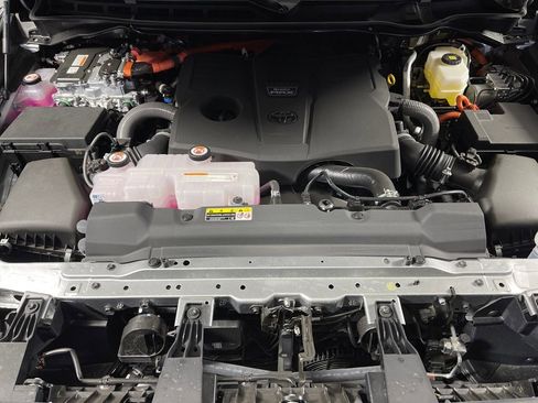 New 2026 Toyota Tundra Limited image 9