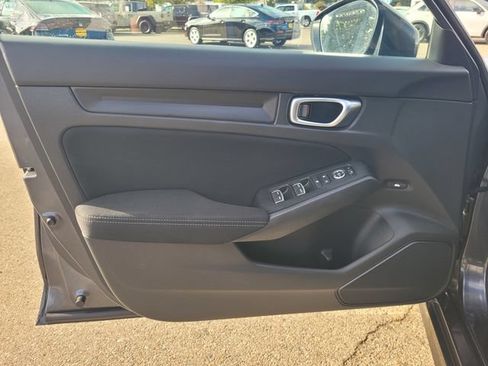 Used 2022 Honda Civic Sport image 18
