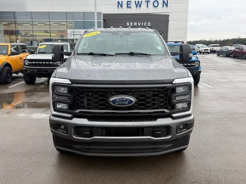 Used 2024 Ford F250 XL w/ STX Appearance Package image 33