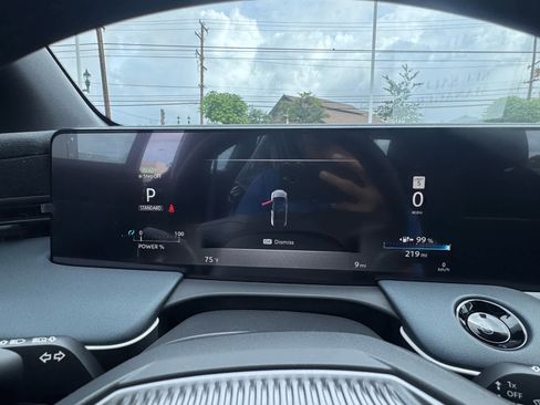 New 2026 Nissan Leaf image 6