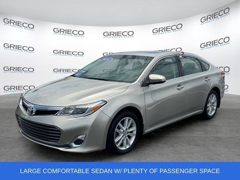 Used 2014 Toyota Avalon XLE Premium FWD image 3