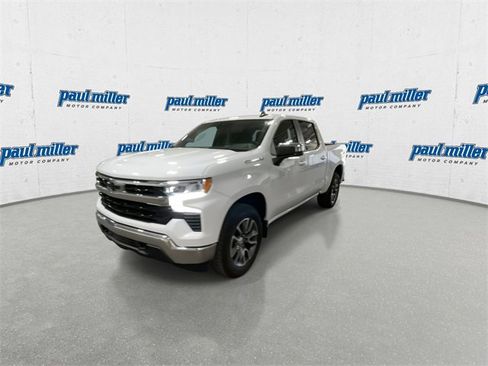Used 2023 Chevrolet Silverado 1500 LT image 4
