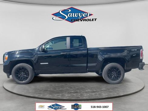Used 2022 GMC Canyon Elevation Standard w/ Convenience Package AWD/4WD image 2