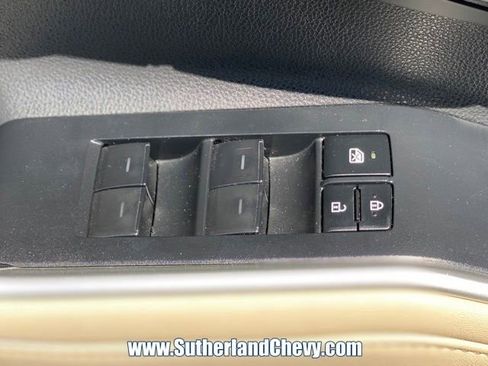 Used 2023 Toyota Highlander XLE AWD/4WD image 15