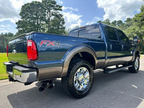 Used 2015 Ford F250 Lariat w/ Lariat Ultimate Package AWD/4WD image 5